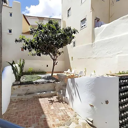Hello Castelo Ξενοδοχείο 4*
