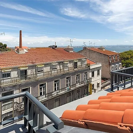 Hello Castelo Lisbon